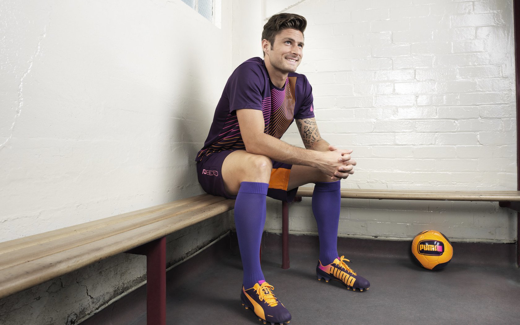 开云官网-_足球文化影响力报告：运动推动城市发展_，足球文化的影响