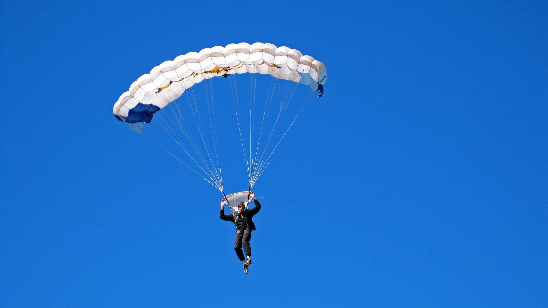 开云体育移动版-法国举办篮球青少年培训营，法国举办篮球青少年培训营有哪些